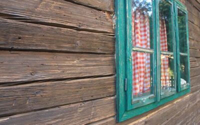 Ventanas de Madera Rústicas: Encanto Tradicional y Calidez Natural